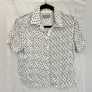 Women’s Urban Outfitters cropped button down top with star print size XS